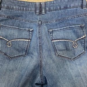 Sonoma Short Medium Wash Sz 6 Denim Jeans Pants
